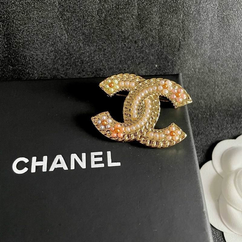 Chanel Brooch 04yxs97